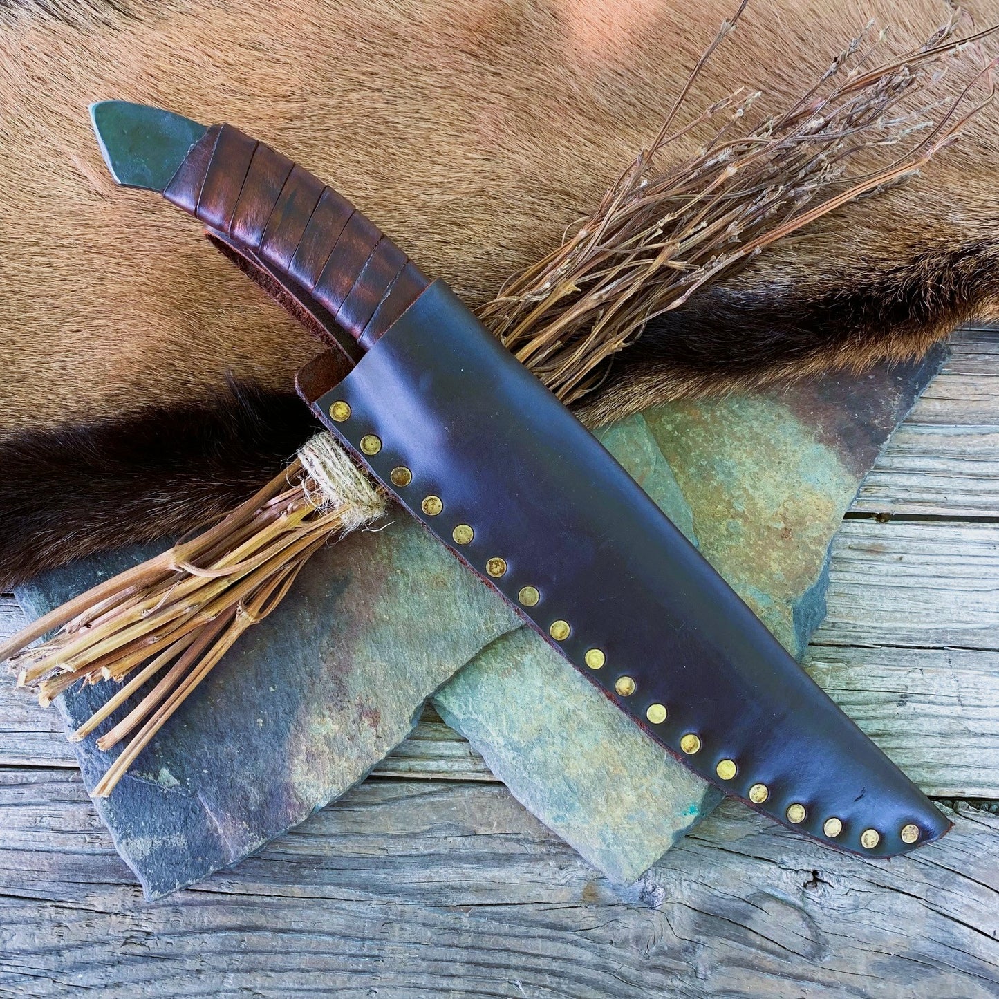 Aerendrim | Hand-Forged Elvish Fantasy Blade – 12.5" Reclaimed Steel Knife with Leather Sheath